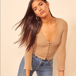 Reformation Gellar Top in Buff